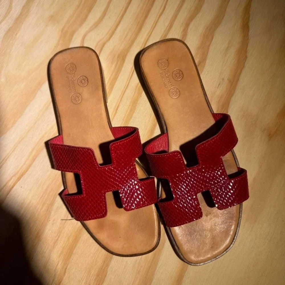 Vero cuoio red lizard vegetable tanned slides‎